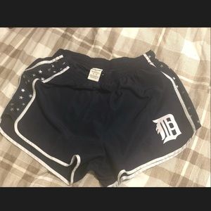 VS PINK Detroit Tigers Shorts